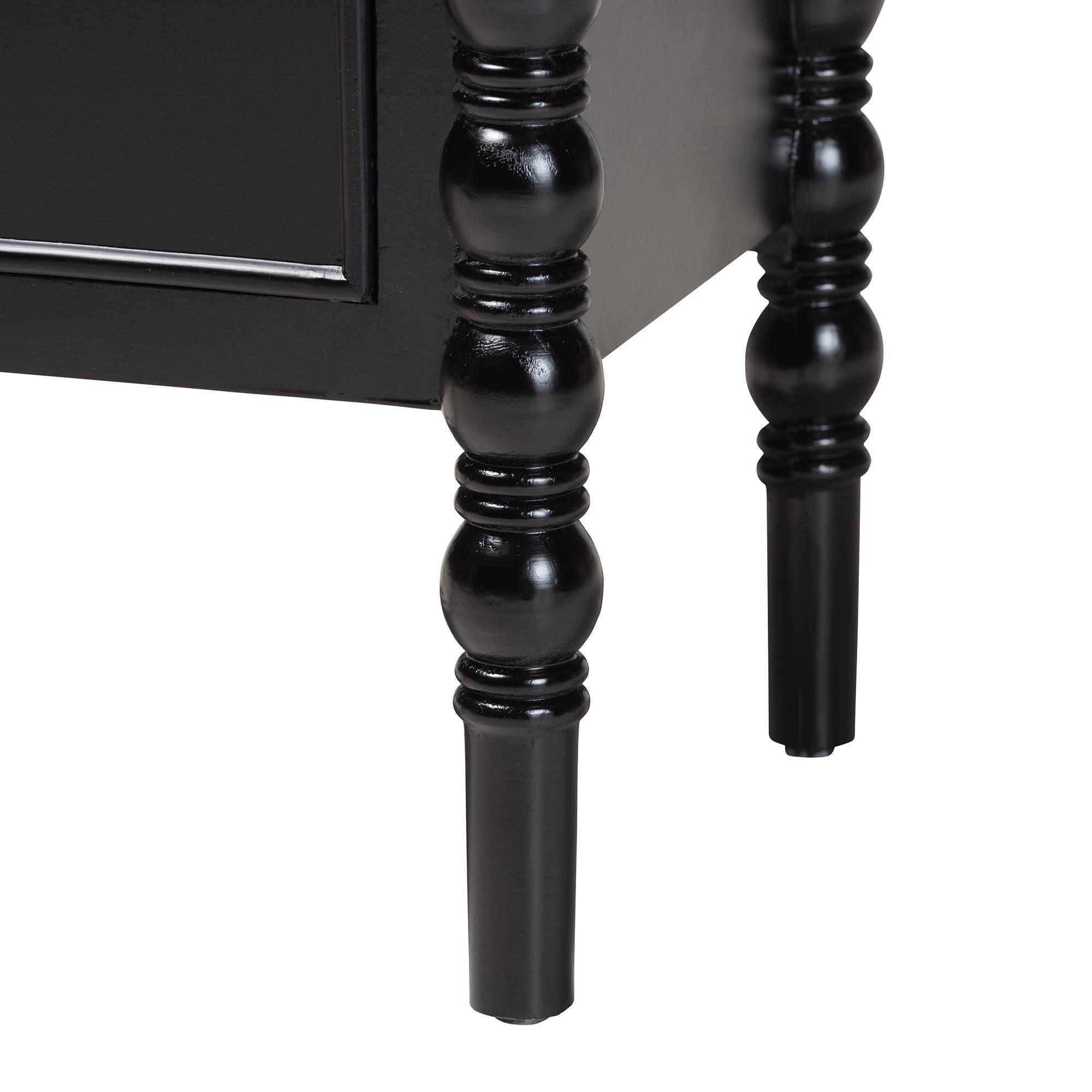 Malinda Classic Wood 3-Drawer End Table with Spindle Legs