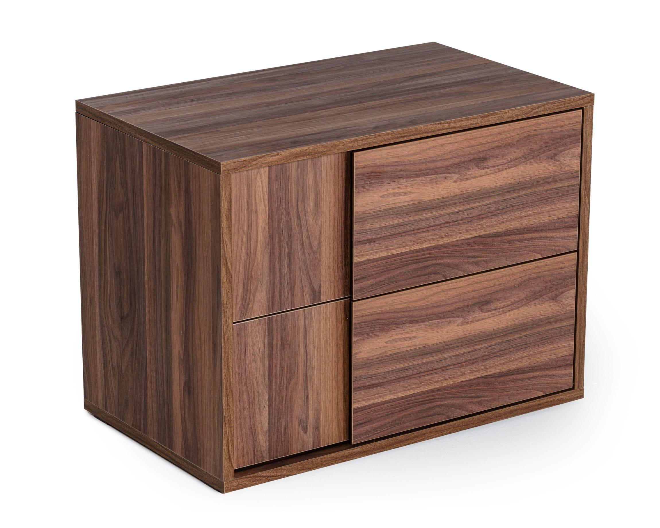 Nova Domus Asus Italian Modern Nightstand