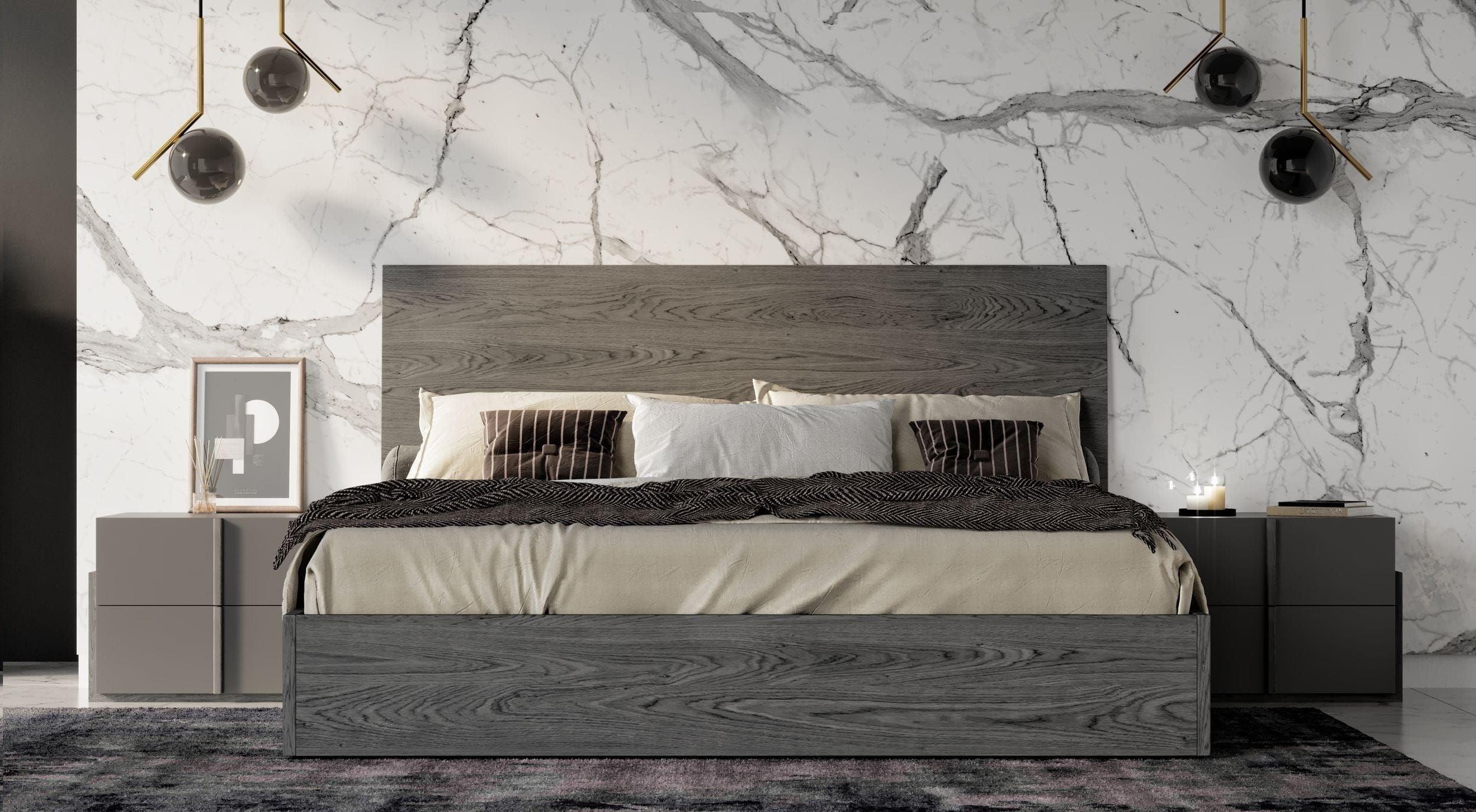 Nova Domus Lucia Italian Modern Matte / Elm Bed 2 Nightstands Set