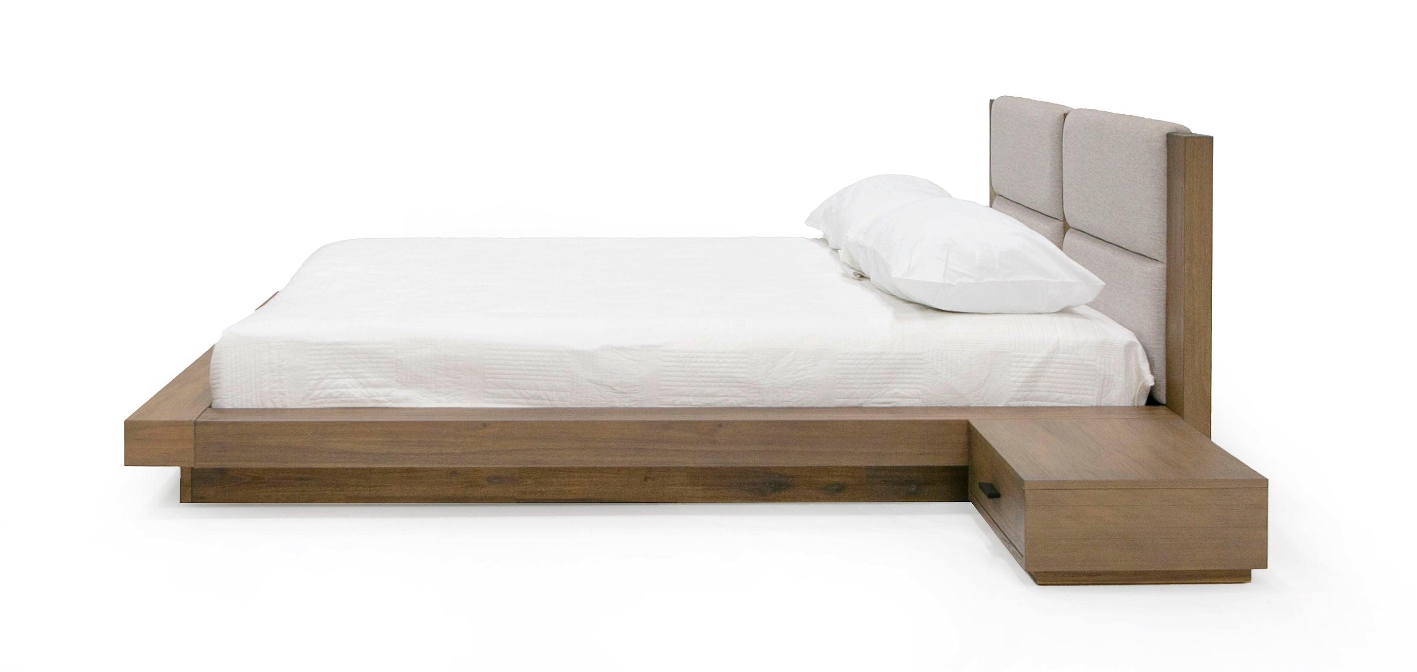 Nova Domus Fantasia Contemporary Bed with Two Nightstands