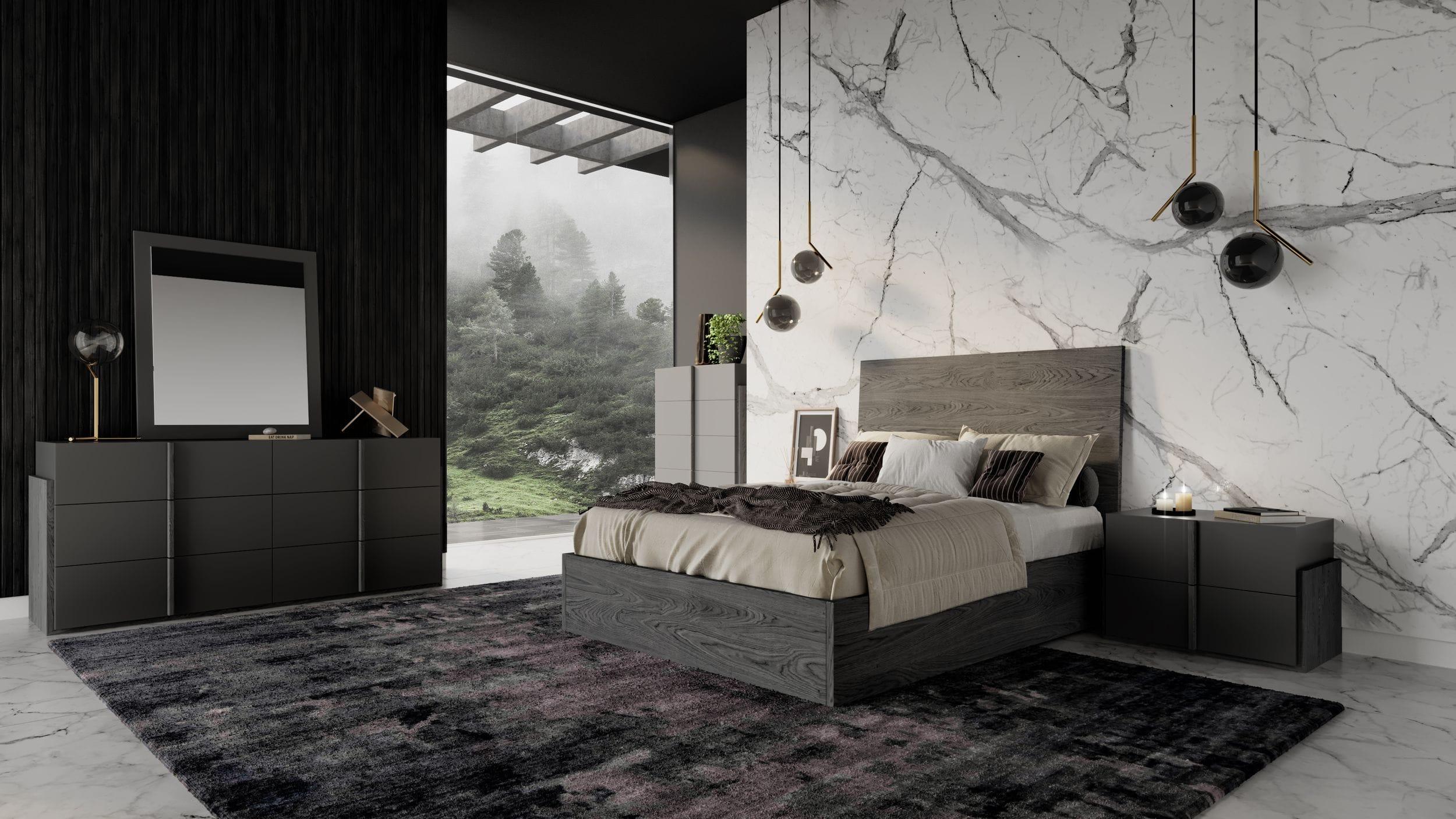 Nova Domus Lucia Size Italian Modern Matte / Elm Bed