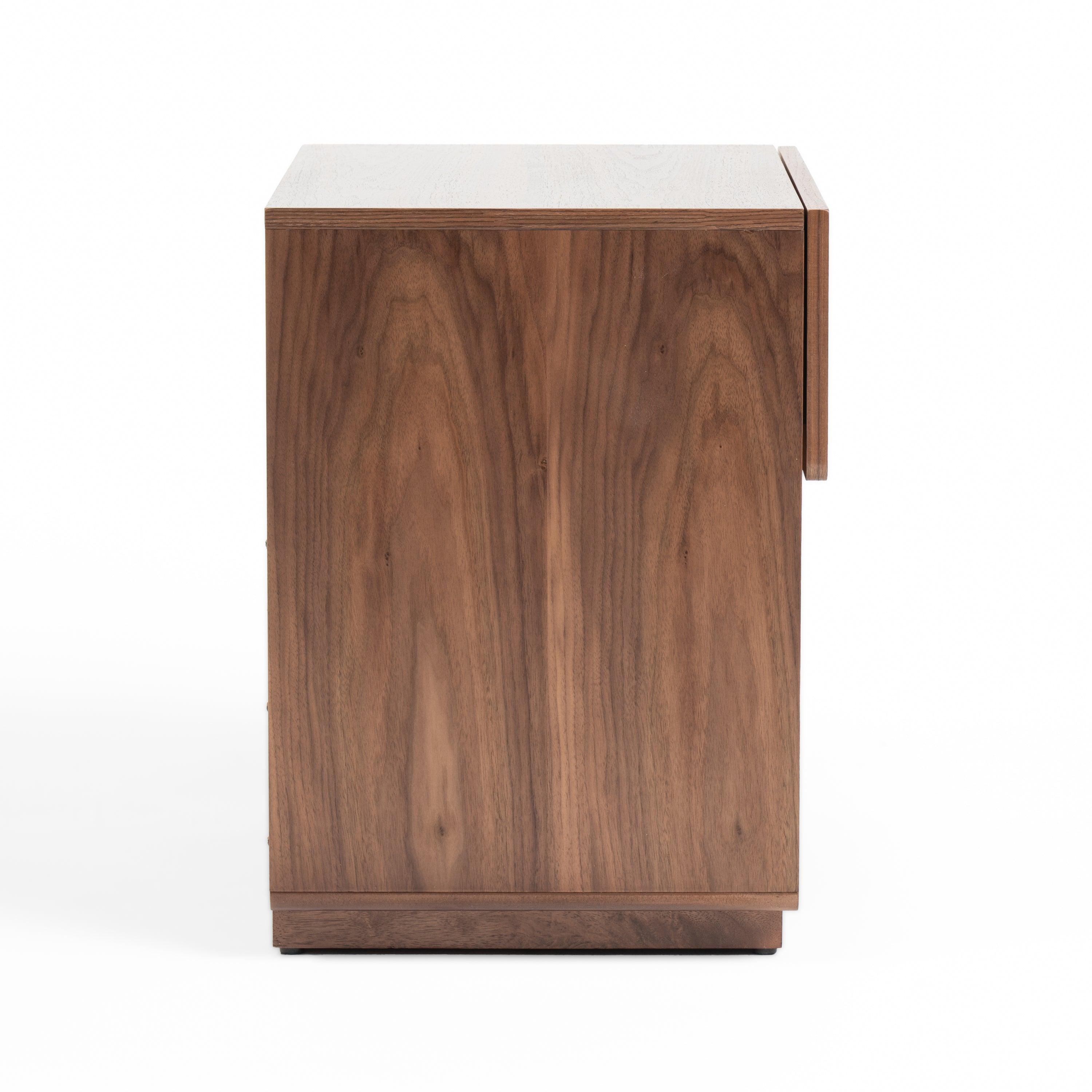 Nova Domus Kamela Modern Nightstand