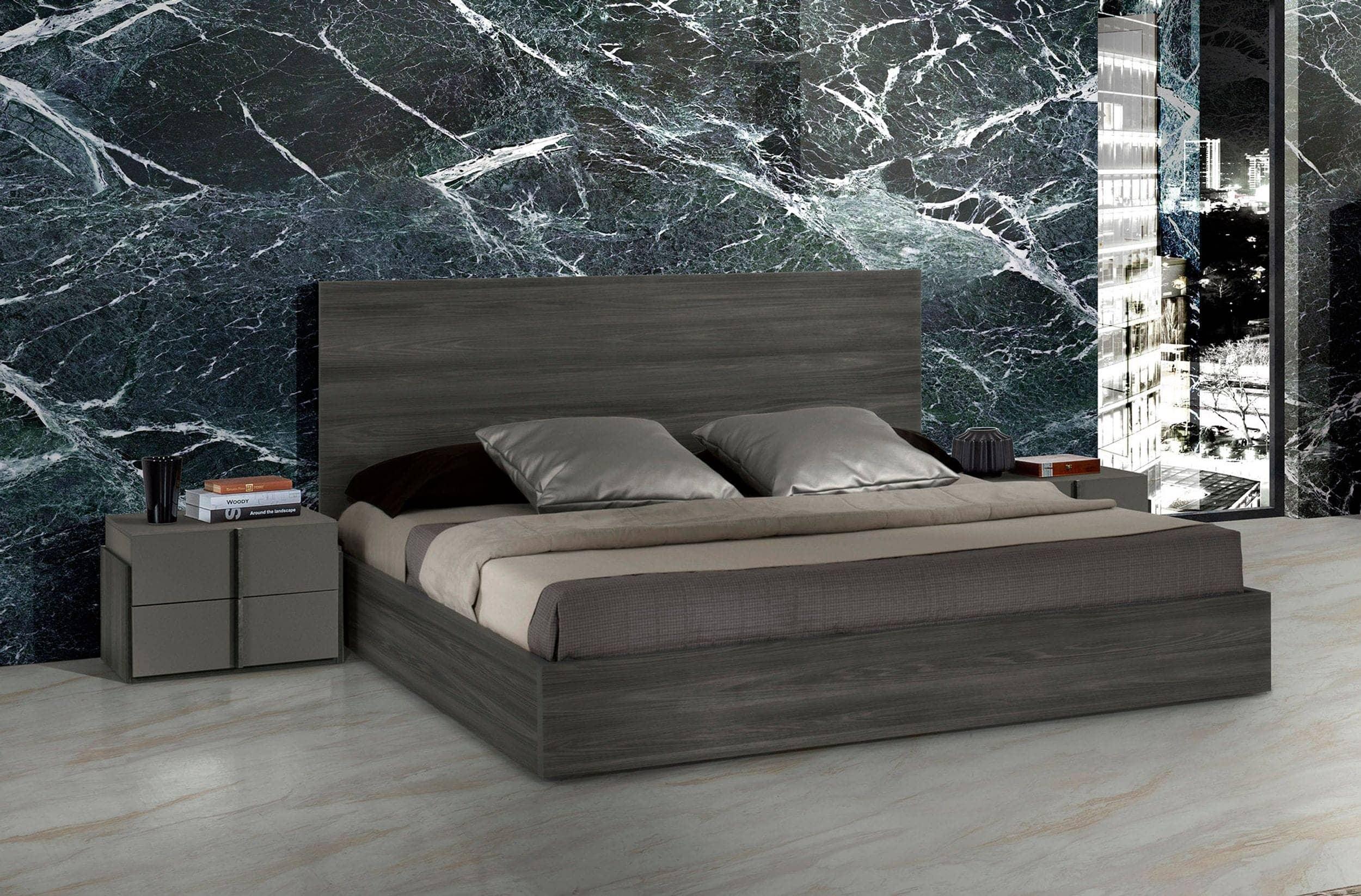 Nova Domus Lucia Italian Modern Matte / Elm Bed