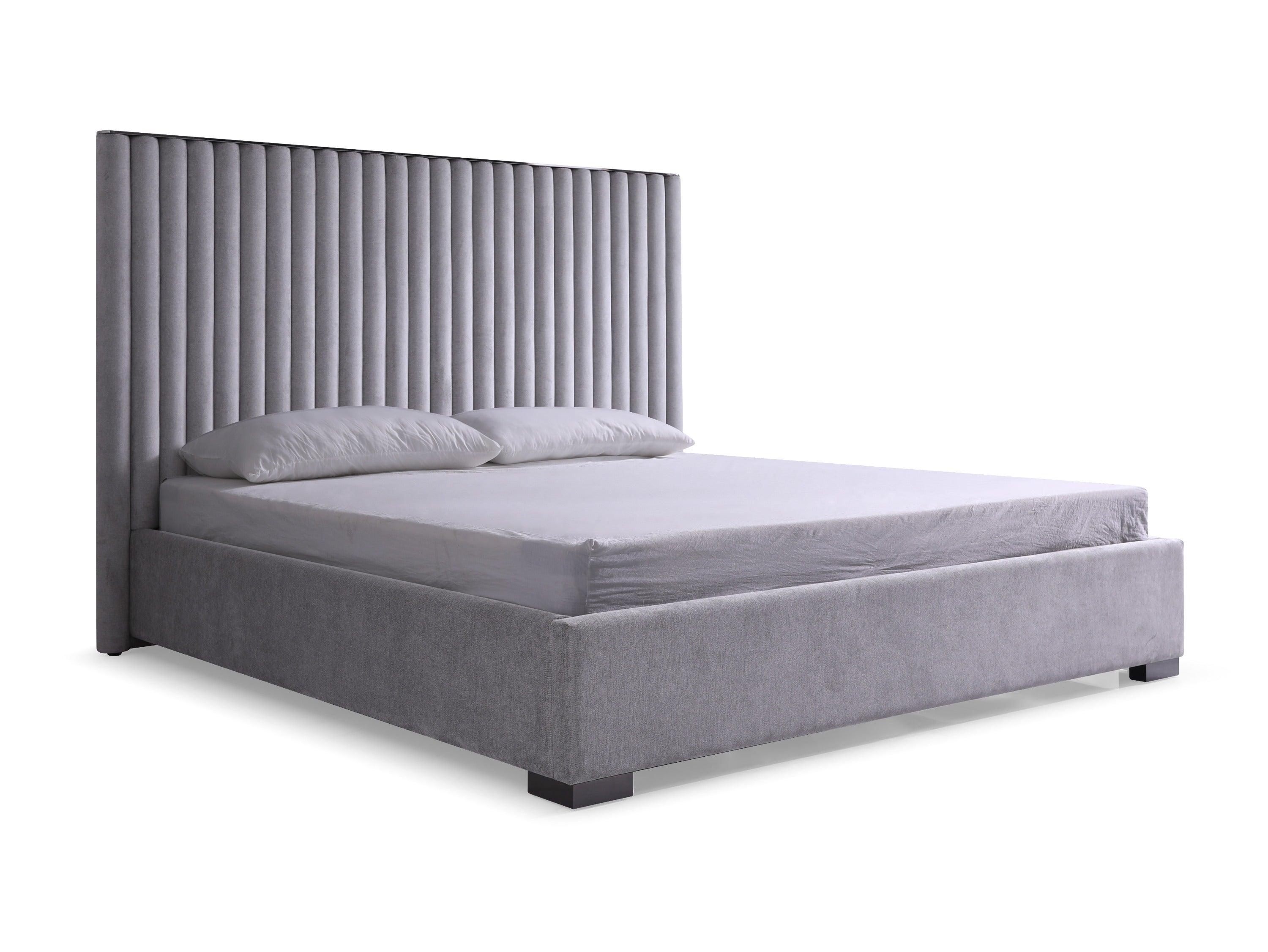 Modrest Splendor Velvet Upholstered King Platform Bed